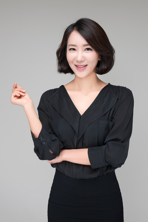 安定千佼填 国际高级纹绣师